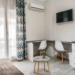 https://freesia-colony_urban_apartment.hotels-of-thessaloniki.com