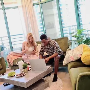 Green Sky , دبي الإمارات العربية المتحدة
