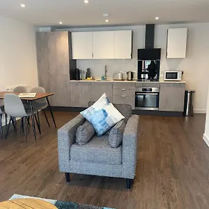  Apartment Icona - Brand New Centre United Kingdom
