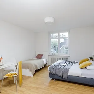  Apartamento Rent A Delsbergerallee - Self Check-in Suíça